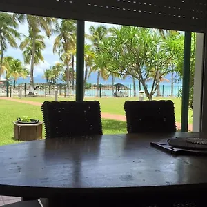 Ocean View, On The Beach. Le Gosier (Grande-Terre)