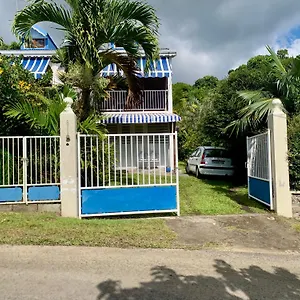 Chez Marie Saint-Claude